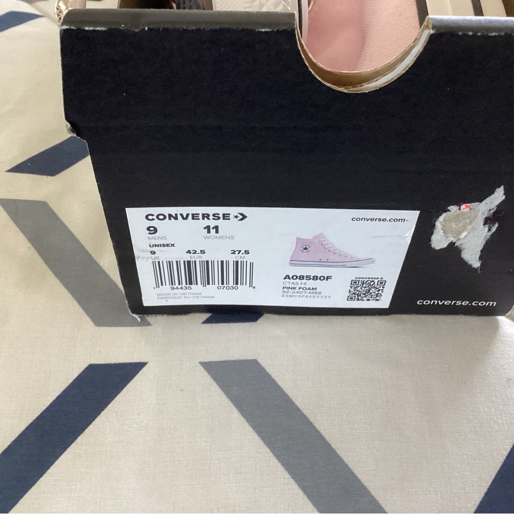 Converse Women's Pink Canvas Sneakers